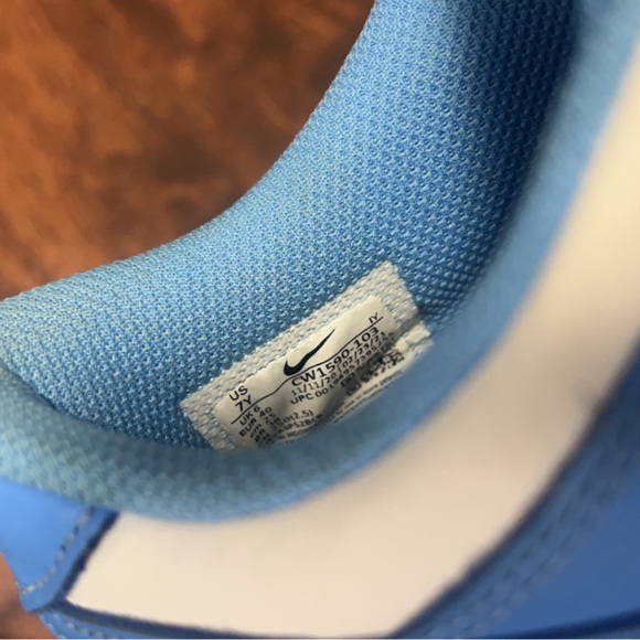 University Blue Nike Dunks - Picture 2 of 4